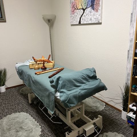 Centro Holístico Raíces, massage spa in Hollister, CA